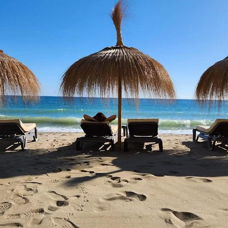 אסטפונה Apartment Beachfront Accommodation מראה חיצוני תמונה