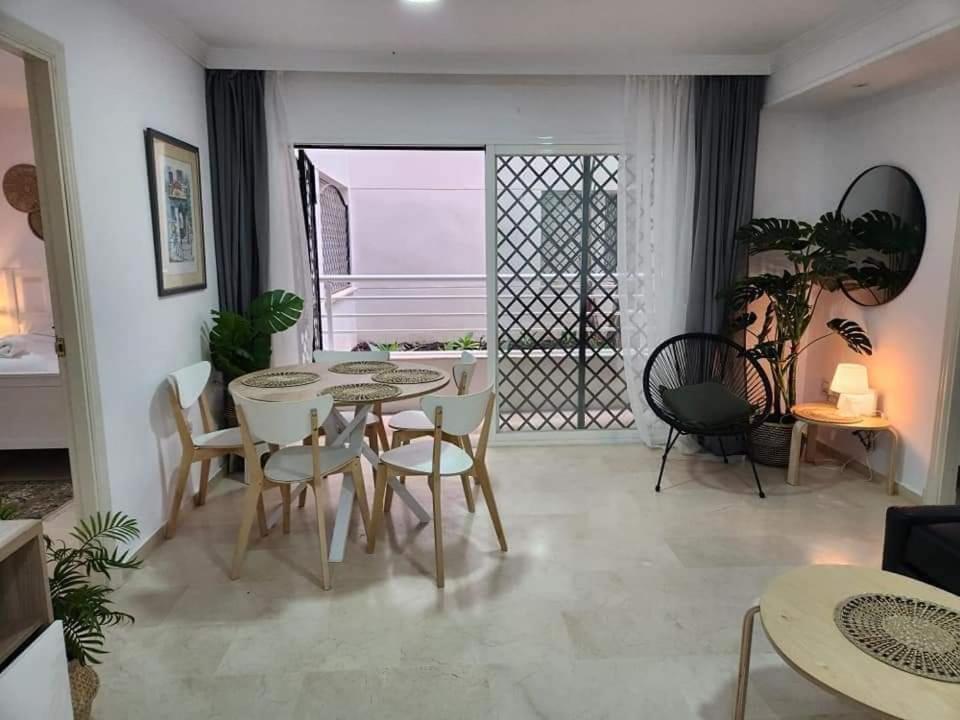 אסטפונה Apartment Beachfront Accommodation מראה חיצוני תמונה