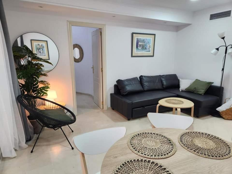 אסטפונה Apartment Beachfront Accommodation מראה חיצוני תמונה
