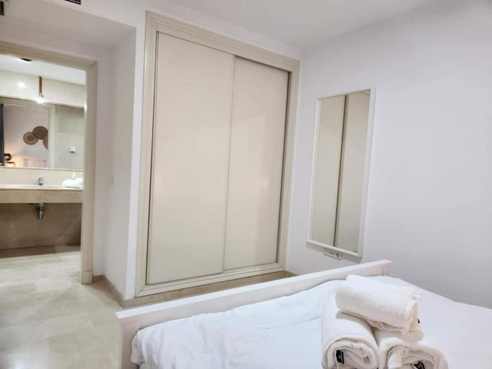 אסטפונה Apartment Beachfront Accommodation מראה חיצוני תמונה